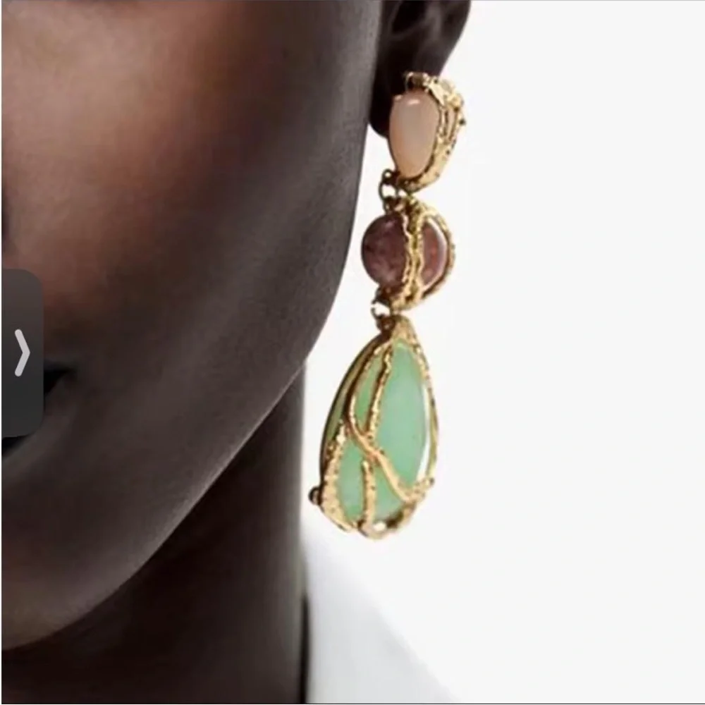 NEW Luxe Gold Emerald Drop Earrings